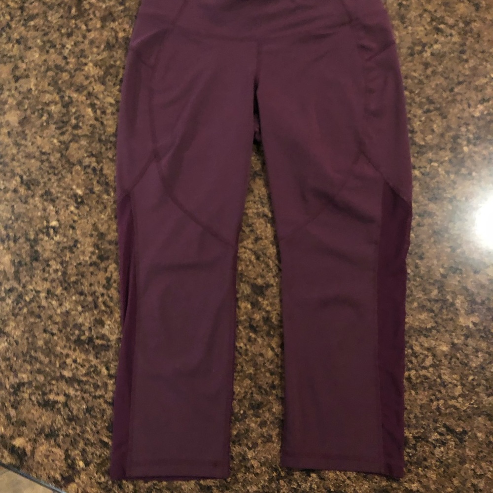 Wine workout Capri  with mesh panel